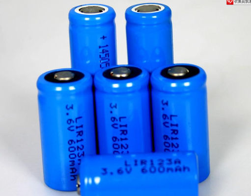 주문을 받아서 만들어진 600mAh 리튬 이온 건전지는 코드가 없는 교련을 위한 3.7V, 전력 공구를 포장합니다